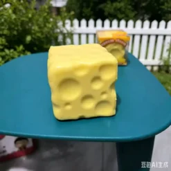 Squishy Bloc de Fromage Anti-Stress